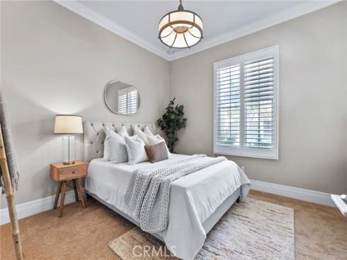 154 Roscomare , Irvine, CA