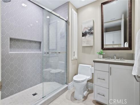154 Roscomare , Irvine, CA