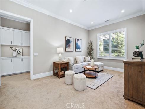 154 Roscomare , Irvine, CA