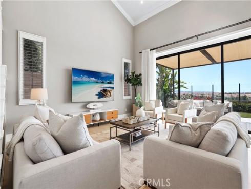154 Roscomare , Irvine, CA