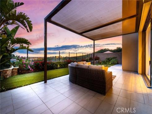 154 Roscomare , Irvine, CA