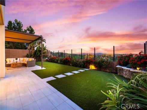 154 Roscomare , Irvine, CA
