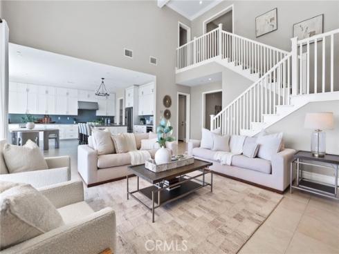154 Roscomare , Irvine, CA