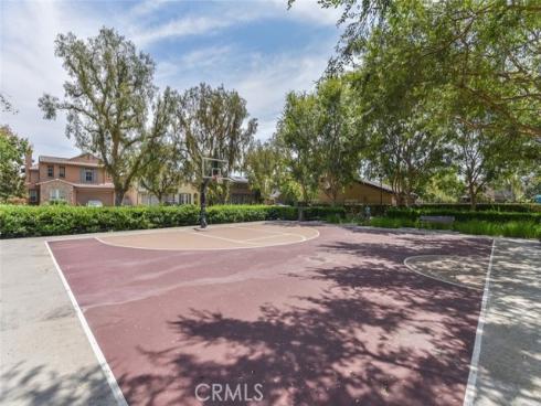 222  Vintage  , Irvine, CA