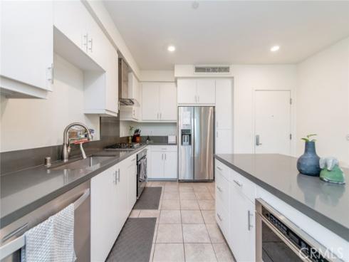 2342 Nolita , Irvine, CA