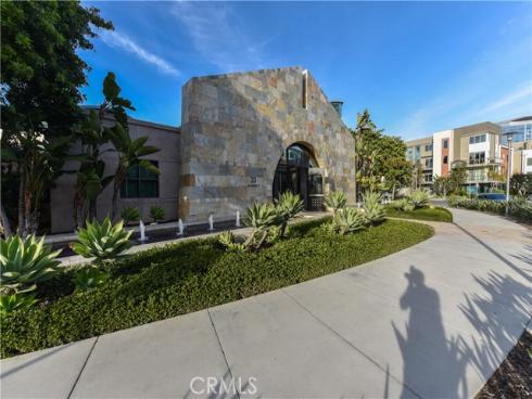 2342 Nolita , Irvine, CA