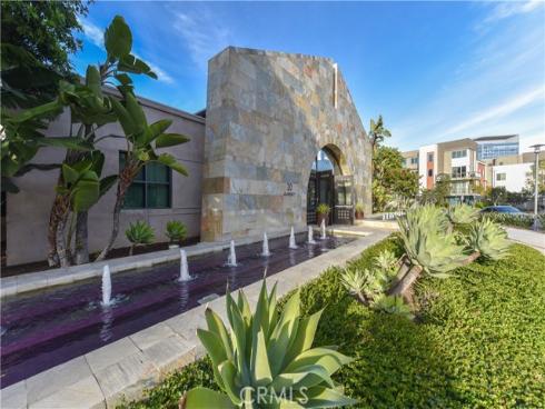 2342 Nolita , Irvine, CA