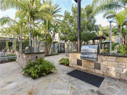 2342 Nolita , Irvine, CA