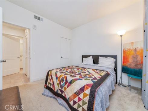 2342 Nolita , Irvine, CA