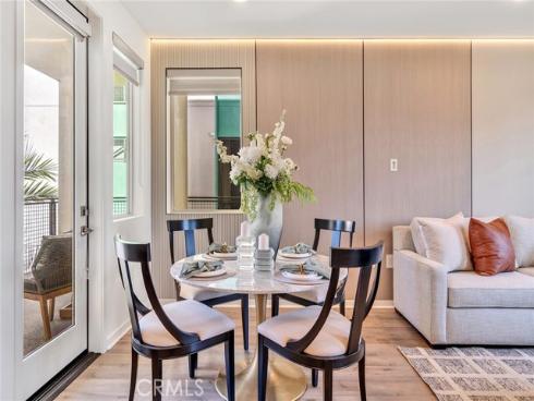 187 Bowery , Irvine, CA