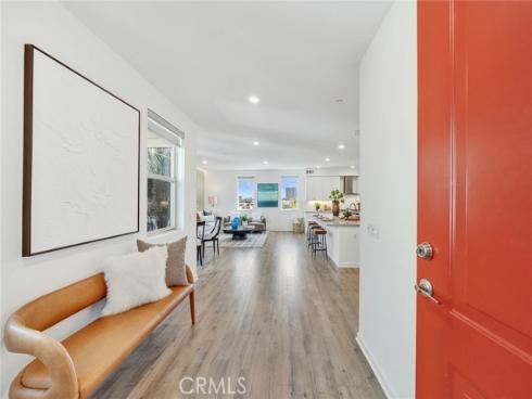 187 Bowery , Irvine, CA