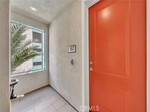 187 Bowery , Irvine, CA