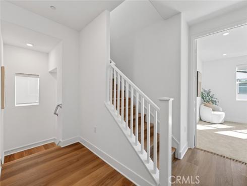 418 Lobata , Irvine, CA