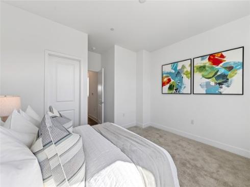 418 Lobata , Irvine, CA
