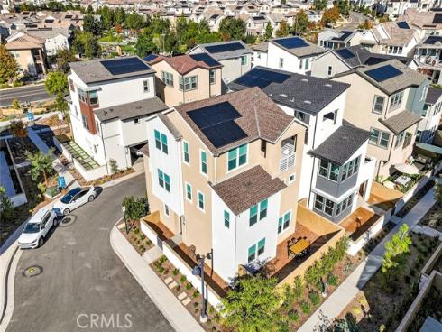 418 Lobata , Irvine, CA