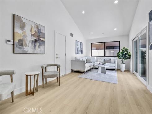 2 Hudson , Irvine, CA