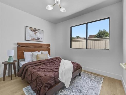 2 Hudson , Irvine, CA