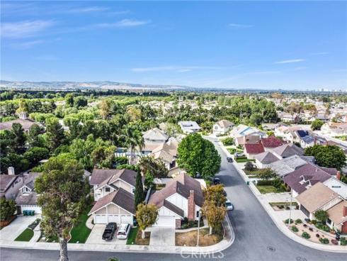 2 Hudson , Irvine, CA