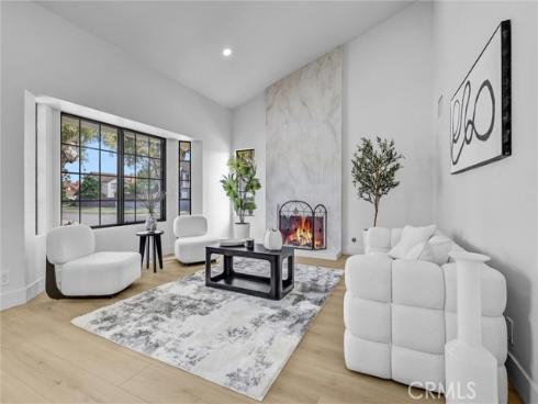 2 Hudson , Irvine, CA