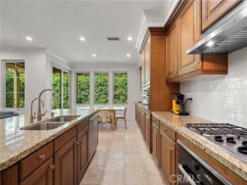 58  Bianco  , Irvine, CA