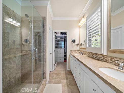 58  Bianco  , Irvine, CA