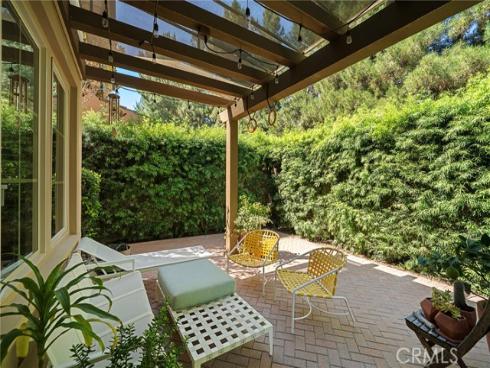 58  Bianco  , Irvine, CA