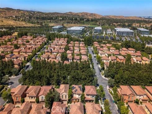 58  Bianco  , Irvine, CA