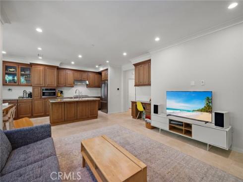 58  Bianco  , Irvine, CA