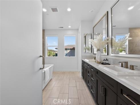 64 Chasma, Irvine, Ca , Irvine, CA