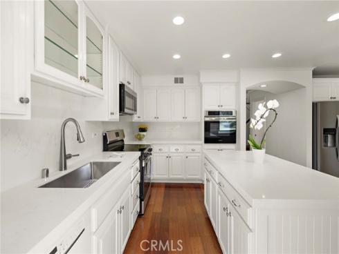 5 Morningside , Irvine, CA