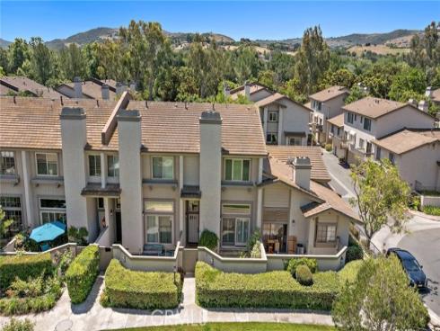 5 Morningside , Irvine, CA