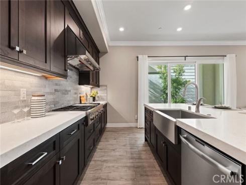112 Spiral , Irvine, CA