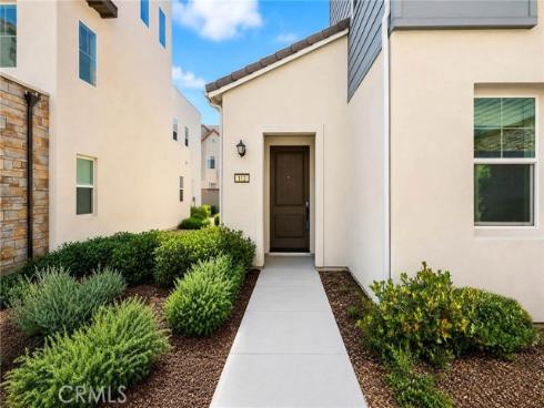 112 Spiral , Irvine, CA