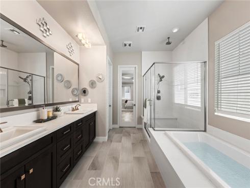 112 Spiral , Irvine, CA