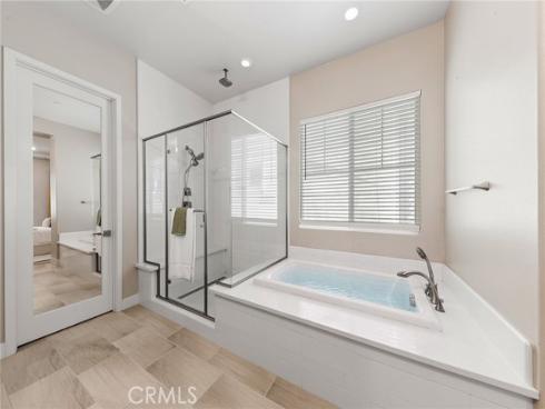 112 Spiral , Irvine, CA