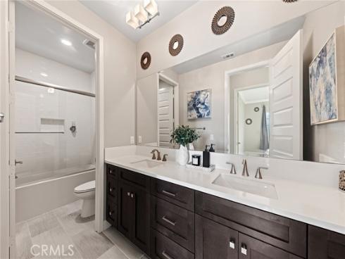 112 Spiral , Irvine, CA