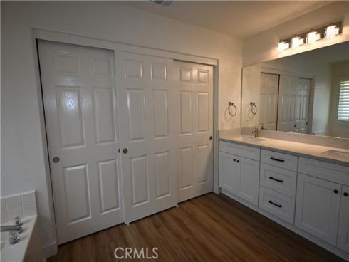 93 Linhaven , Irvine, CA