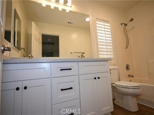 93 Linhaven , Irvine, CA