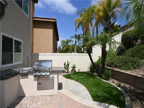 93 Linhaven , Irvine, CA