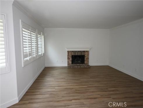 93 Linhaven , Irvine, CA