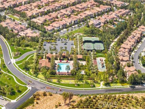 221 Clear Fls , Irvine, CA