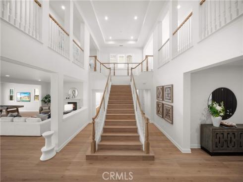 221 Clear Fls , Irvine, CA