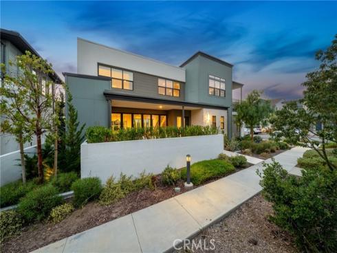 124 Chant , Irvine, CA