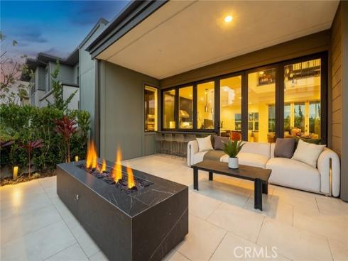 124 Chant , Irvine, CA