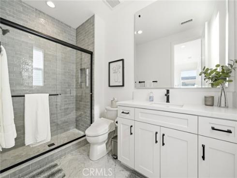 124 Chant , Irvine, CA