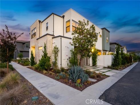 124 Chant , Irvine, CA