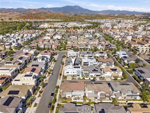 124 Chant , Irvine, CA