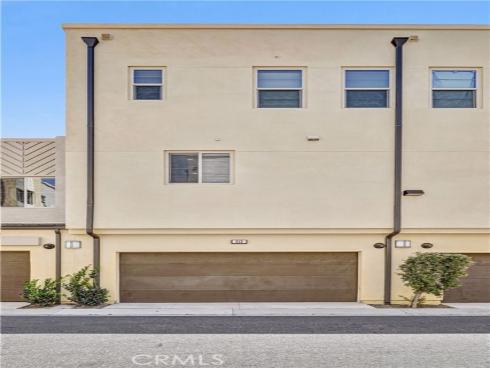 212 Paramount , Irvine, CA