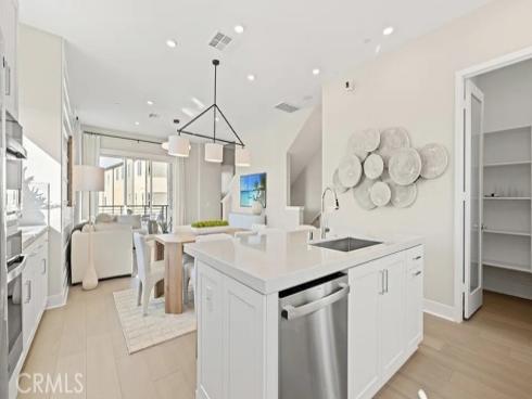 812 Sonia , Irvine, CA