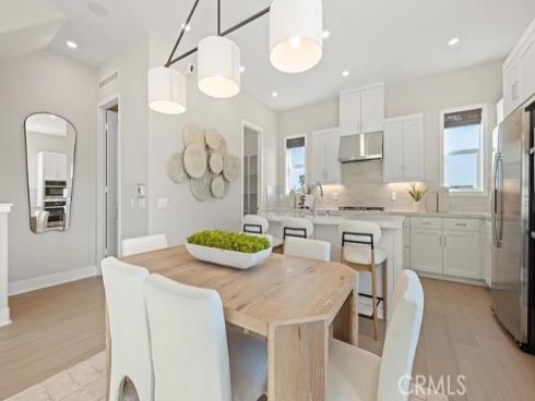 812 Sonia , Irvine, CA